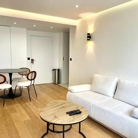 Flat In West Paris, Near Seine * Parigi